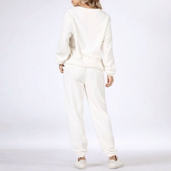 NEW Super Soft Cozy Teddy Fuzzy Fleece Lounge Wear Sweatshirt Jogger Pant Set - Picture 3 of 8